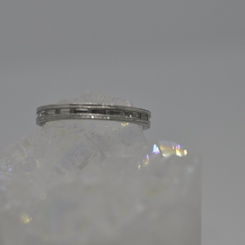 David Klass Engraved 1.04Ct Solid Platinum Baguett - Picture 9 of 12